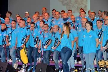 Presentación con éxito de la murga teldense Las Golisnionas (Foto Francisco Javier Santana)